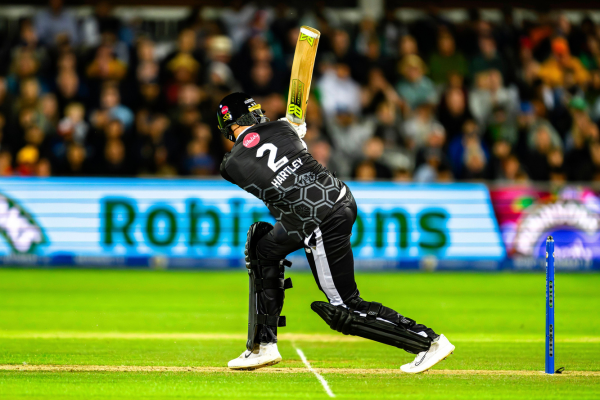 ANOTHER B3 IN THE ENGLAND DRESSING ROOM